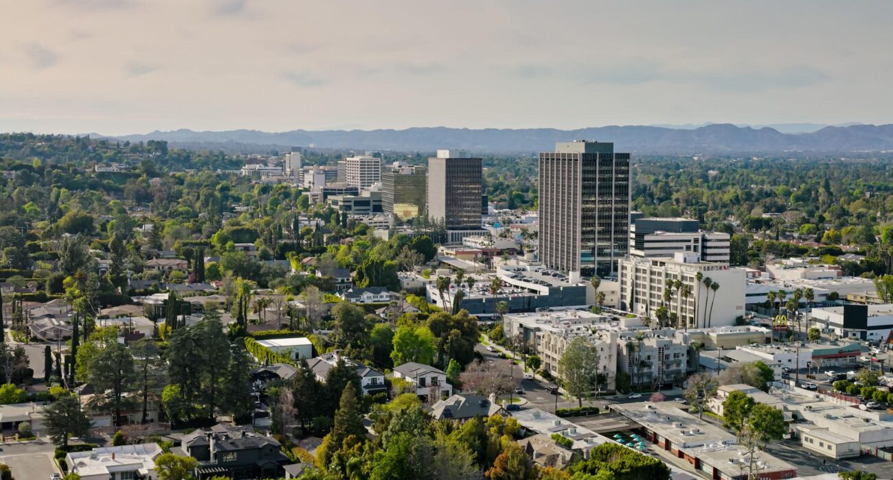 Managed IT services in Sherman Oaks supporting local businesses near office buildings and residential areas.