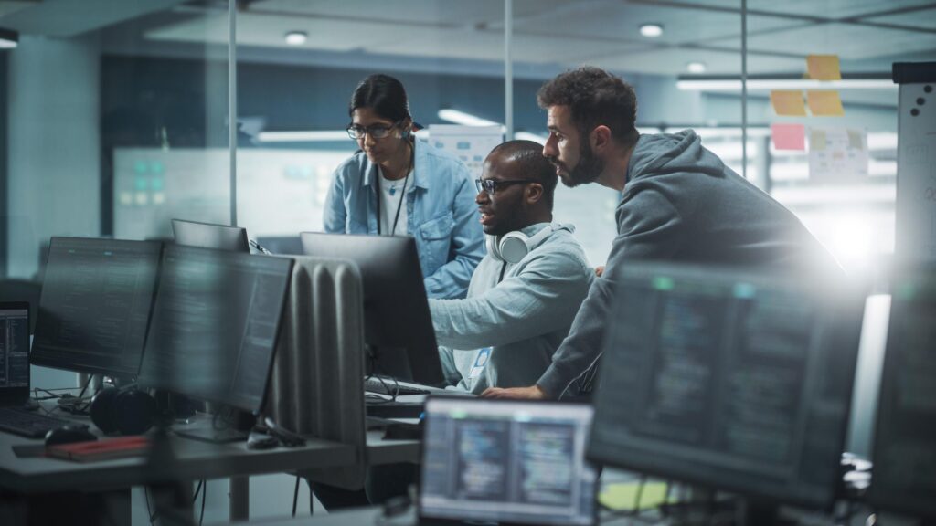 IT support team providing managed IT services in Pasadena for business technology monitoring and troubleshooting