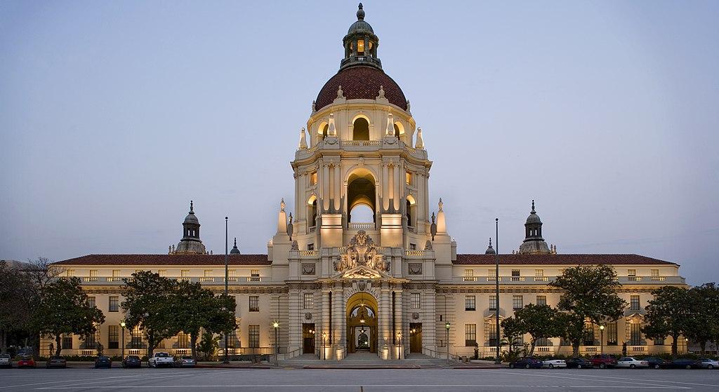 Street view of shops, offices, and traffic in Old Pasadena, California
